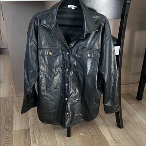 Black pleather woMen's shacket